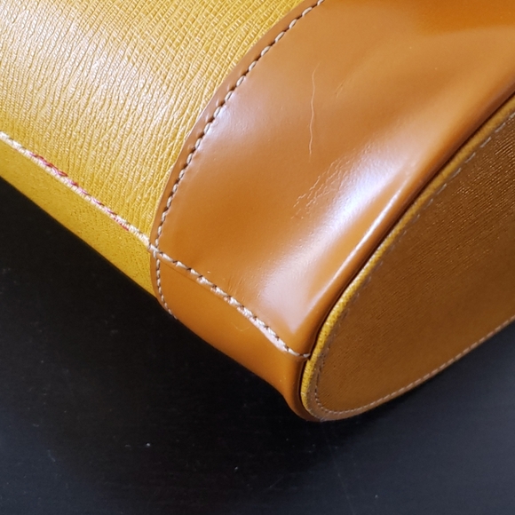 Burberry Handbag - Picture 6 of 8